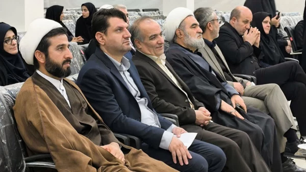 مراسم تکریم و معارفه سرپرست مرکز امام خمینی(ره ) کاشان 13