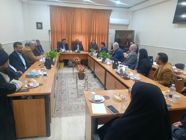  مراسم امضای تفاهم نامه تمدید واگذاری منافع ساختمان مرکز کاشان
 3