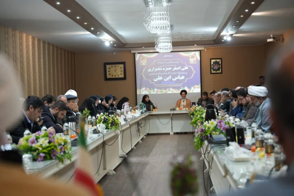 مراسم تکریم و معارفه مسئول نهاد نمایندگی مقام معظم رهبری در دانشگاه فرهنگیان اصفهان 8