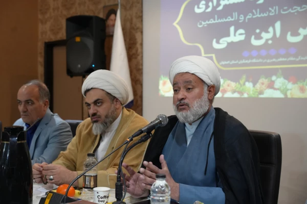 مراسم تکریم و معارفه مسئول نهاد نمایندگی مقام معظم رهبری در دانشگاه فرهنگیان اصفهان 9