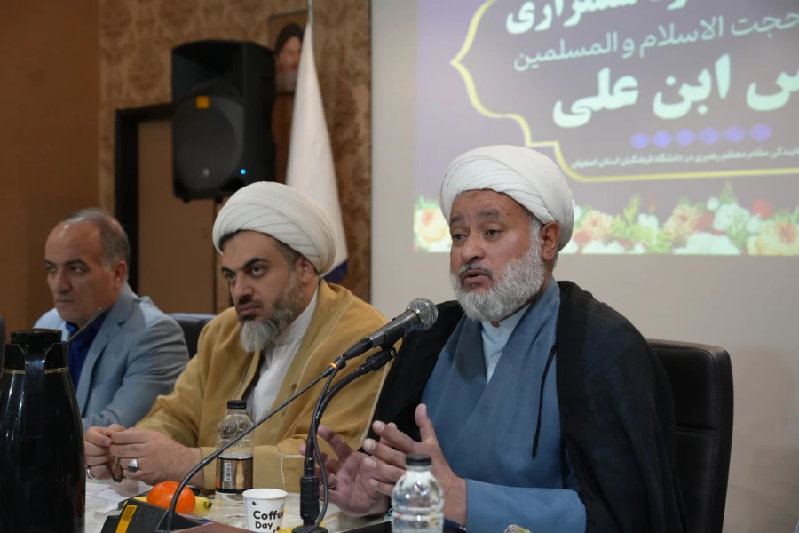 مراسم تکریم و معارفه مسئول نهاد نمایندگی مقام معظم رهبری در دانشگاه فرهنگیان اصفهان 9