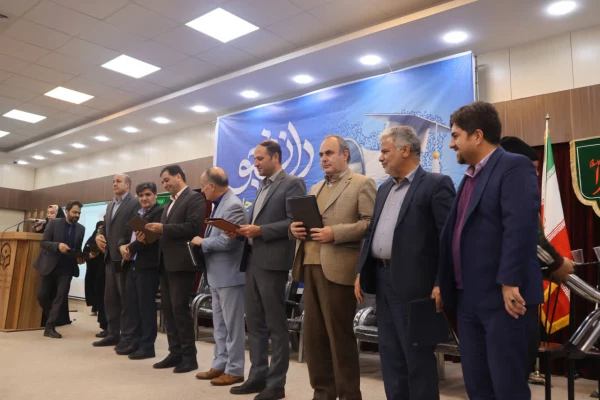 مراسم بزرگداشت روز دانشجو در دانشکده علوم تربیتی فاطمه زهرا(س) 3