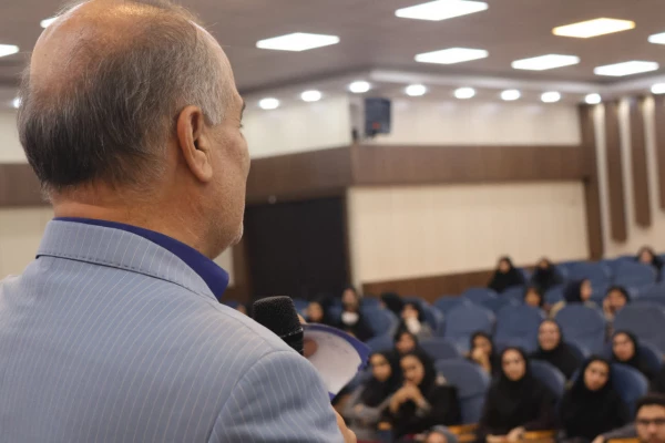 مراسم بزرگداشت روز دانشجو در دانشکده علوم تربیتی فاطمه زهرا(س) 4