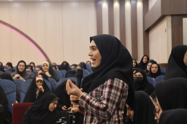 مراسم بزرگداشت روز دانشجو در دانشکده علوم تربیتی فاطمه زهرا(س) 9