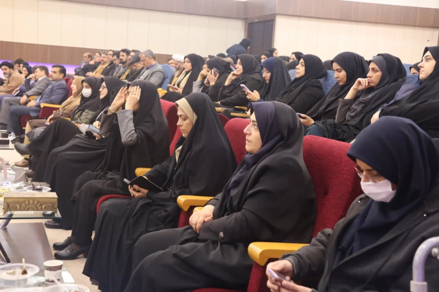 مراسم گرامیداشت هفته پژوهش به همت مدیریت پژوهش و فناوری دانشگاه فرهنگیان اصفهان 2