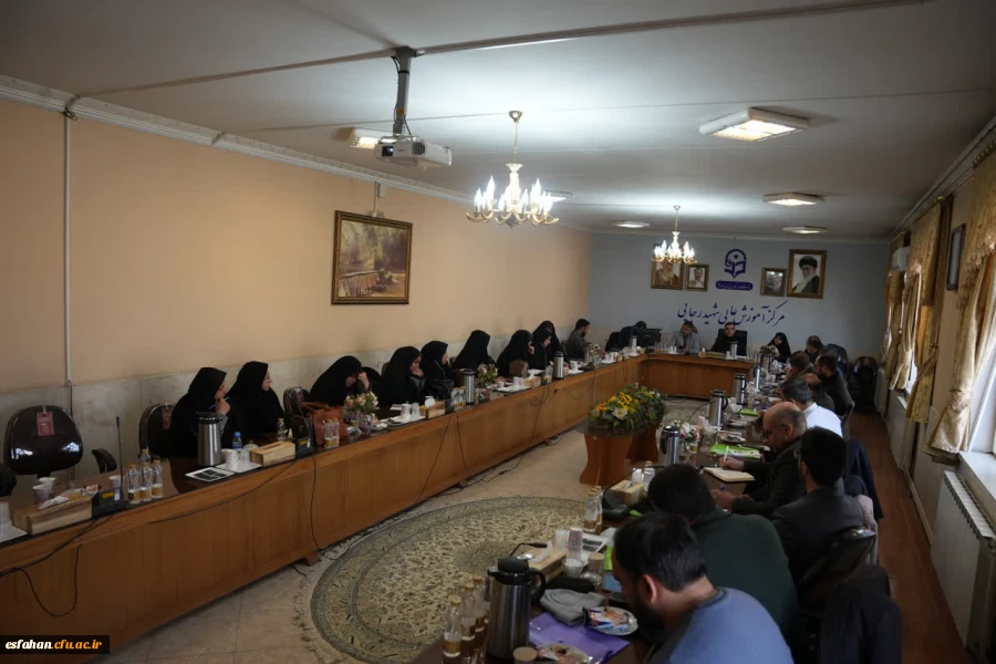 نشست تخصصی ادارات حراست قطب سه کشور به میزبانی دانشگاه فرهنگیان استان اصفهان برگزار شد 6