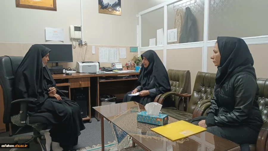 بازدید هیئت نظارت وزارت علوم و تحقیقات و فناوری از  دانشکده ها و مراکز دانشگاه فرهنگیان استان اصفهان  7