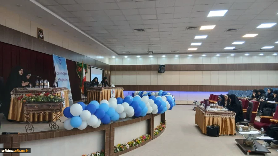 برگزاری مسابقات مناظرۀ دانشجومعلمان دختر دانشگاه فرهنگیان استان اصفهان با رقابت شش تیم 3