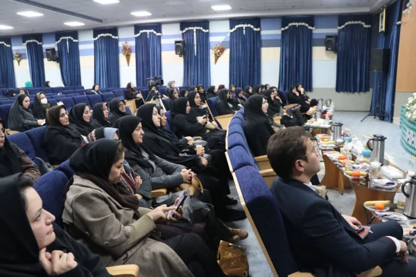 نشست مدیران مدارس کارورزی با مسئولان دانشکده علوم پایه شهید رجایی و اداره کل آموزش وپرورش استان اصفهان  2