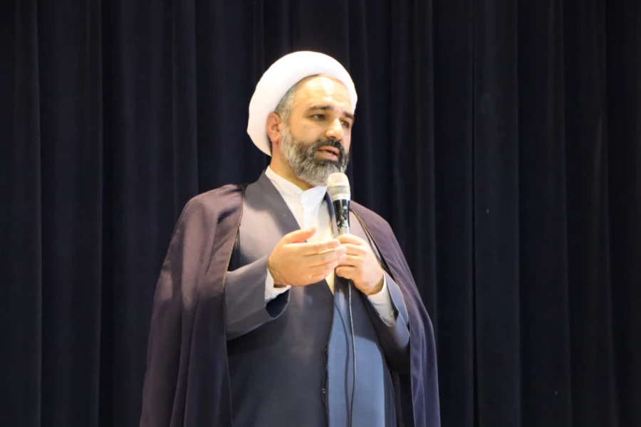 برگزاری دوره بالندگی برای سرپرستان سراهای دانشجویی،مسؤلان،کارشناسان آموزش و دانشجویی استان 4