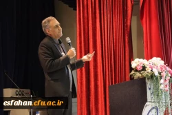 برگزاری دوره بالندگی برای سرپرستان سراهای دانشجویی،مسؤلان،کارشناسان آموزش و دانشجویی استان 10