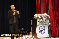 برگزاری دوره بالندگی برای سرپرستان سراهای دانشجویی،مسؤلان،کارشناسان آموزش و دانشجویی استان 11