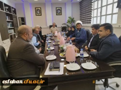 تجلیل از کارکنان جانباز به مناسبت تولد حضرت ابوالفضل و روز جانباز 
 3