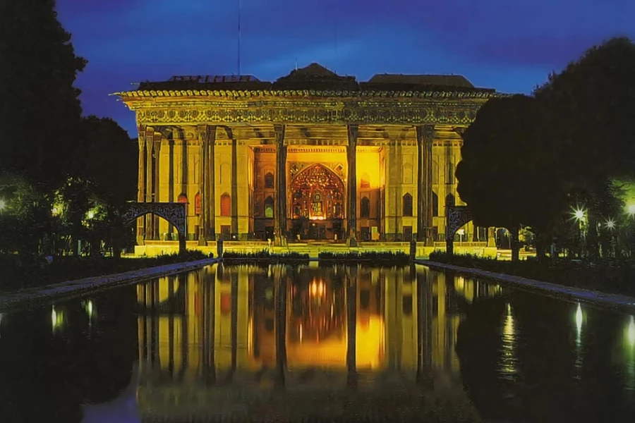 چهل ستون اصفهان 3