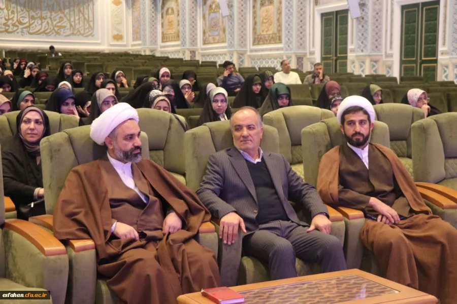 مراسم بزرگداشت نیمه شعبان و سالگرد پیروزی انقلاب با حضور کارکنان و خانواده دانشگاه فرهنگیان اصفهان 23