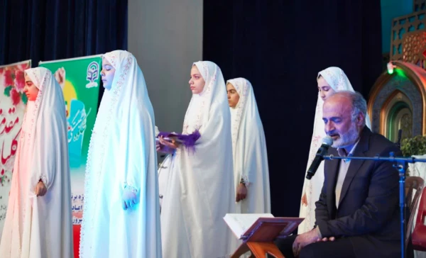 مراسم بزرگداشت نیمه شعبان و سالگرد پیروزی انقلاب با حضور کارکنان و خانواده دانشگاه فرهنگیان اصفهان 13