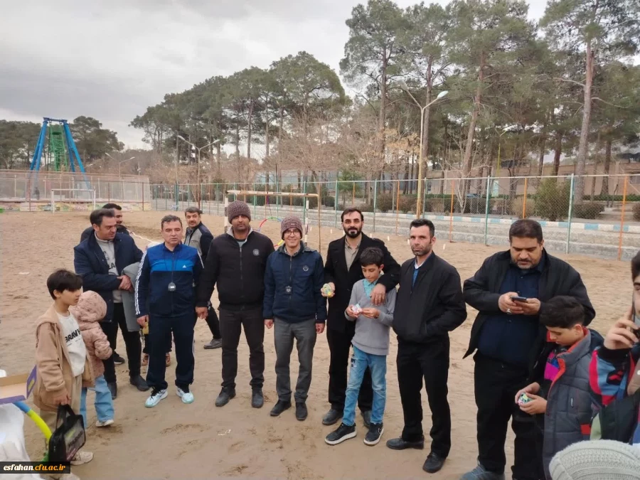 مراسم بزرگداشت نیمه شعبان و سالگرد پیروزی انقلاب با حضور کارکنان و خانواده دانشگاه فرهنگیان اصفهان 20