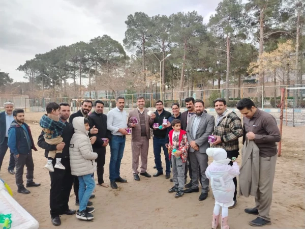 مراسم بزرگداشت نیمه شعبان و سالگرد پیروزی انقلاب با حضور کارکنان و خانواده دانشگاه فرهنگیان اصفهان 21