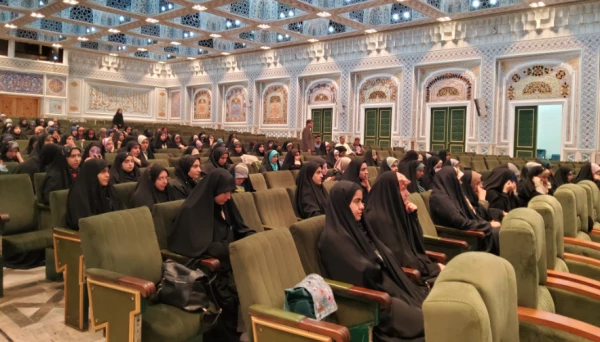 برگزاری اردوی زیارتی ـ فرهنگی مشهداولی ها ویژه دانشجومعلمان دختر دانشگاه فرهنگیان استان اصفهان
 25