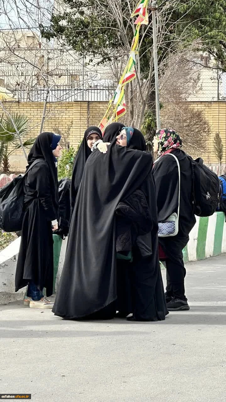 برگزاری اردوی زیارتی ـ فرهنگی مشهداولی ها ویژه دانشجومعلمان دختر دانشگاه فرهنگیان استان اصفهان
 35