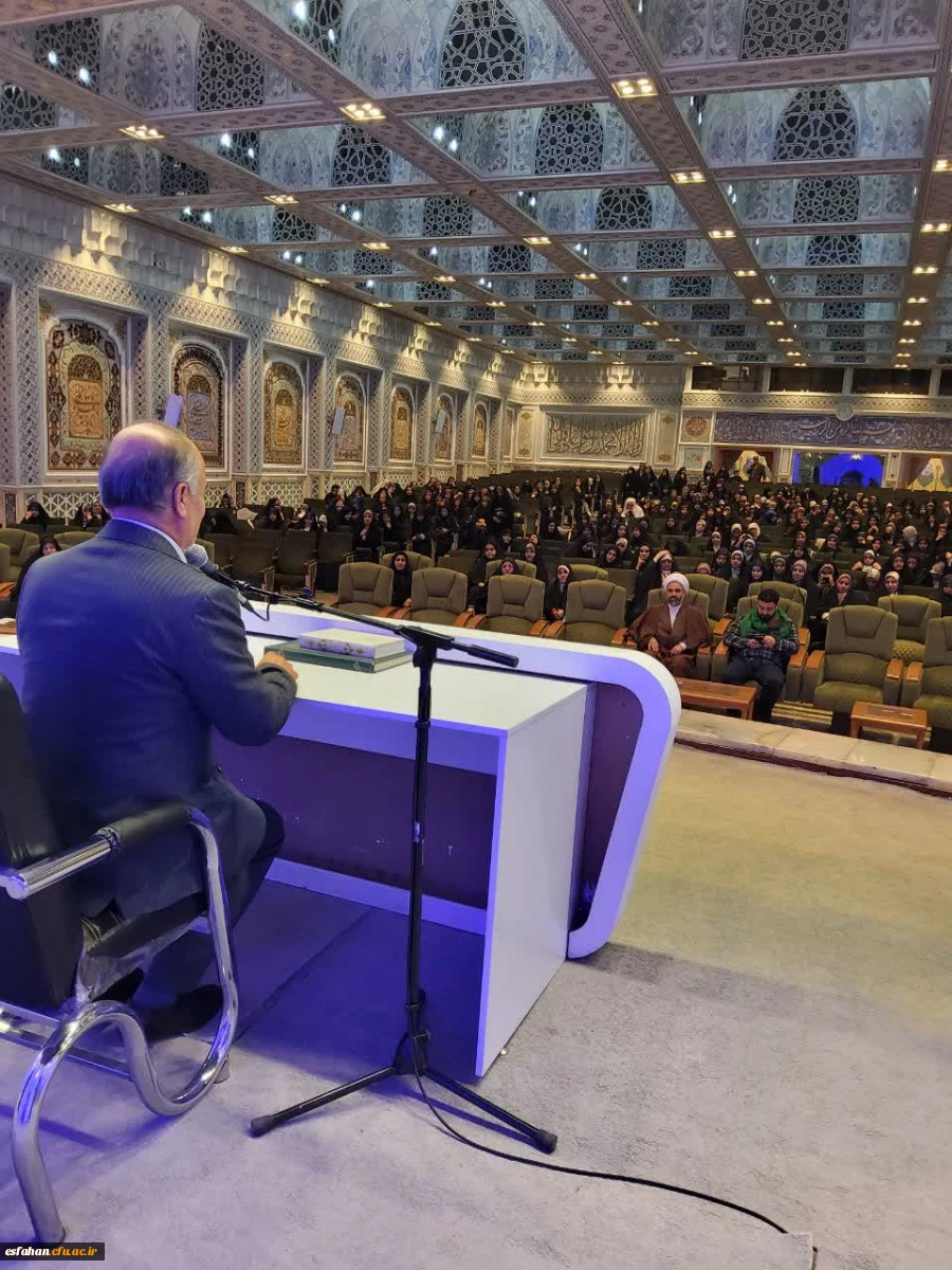 برگزاری اردوی زیارتی ـ فرهنگی مشهداولی ها ویژه دانشجومعلمان دختر دانشگاه فرهنگیان استان اصفهان
 47