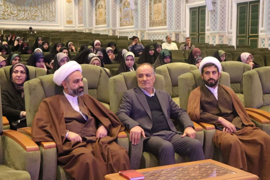 برگزاری اردوی زیارتی ـ فرهنگی مشهداولی ها ویژه دانشجومعلمان دختر دانشگاه فرهنگیان استان اصفهان
 40