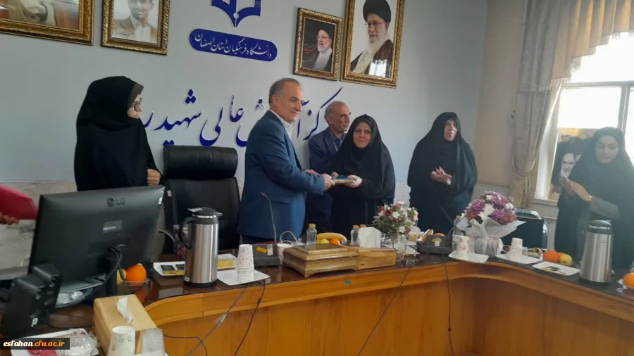 مراسم تکریم و معارفه سرپرست و معاون آموزشی دانشکده علوم پایه شهید رجایی برگزار شد
 9