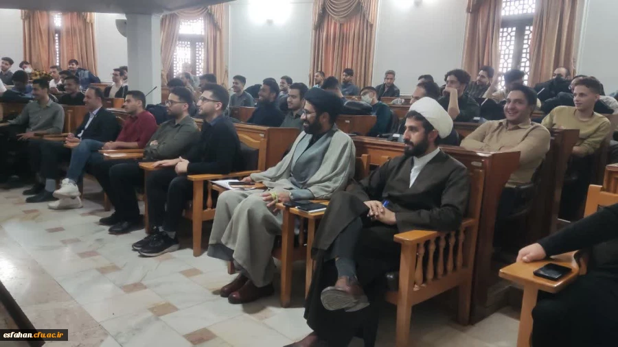 گزارش تصویری از برگزاری نشست علمی-معرفتی با محوریت ازدواج و تشکیل خانواده برای دانشجویان زیارت اولی از دانشگاه فرهنگیان اصفهان
با حضور بالغ بر ۲۱۵ دانشجومعلم 2