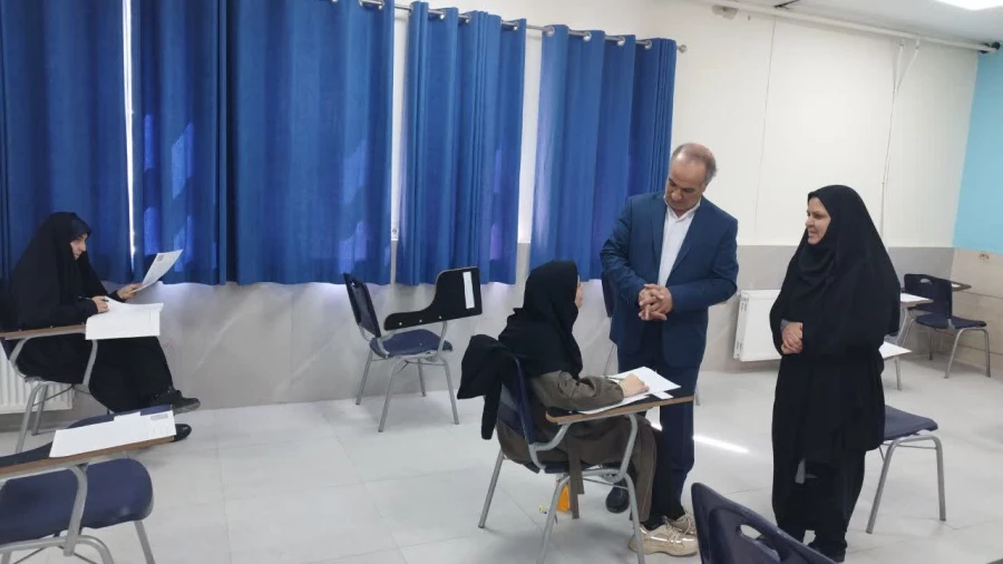 بازدید سرپرست دانشگاه فرهنگیان استان اصفهان از حوزه برگزاری المپیاد علمی دانشجویی دانشگاه فرهنگیان استان اصفهان  3