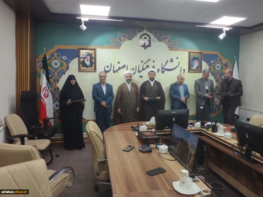 تشکیل جلسه شورای فرهنگی استان 4