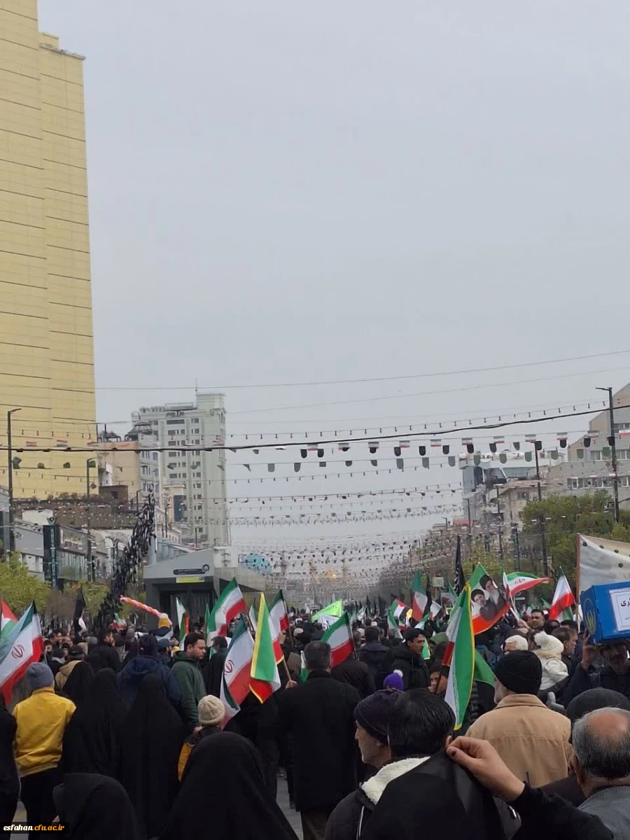 گزارش تصویری از حضور خانواده دانشگاه فرهنگیان استان اصفهان در مراسم روز جهانی قدس ۱۴۰۴ 18