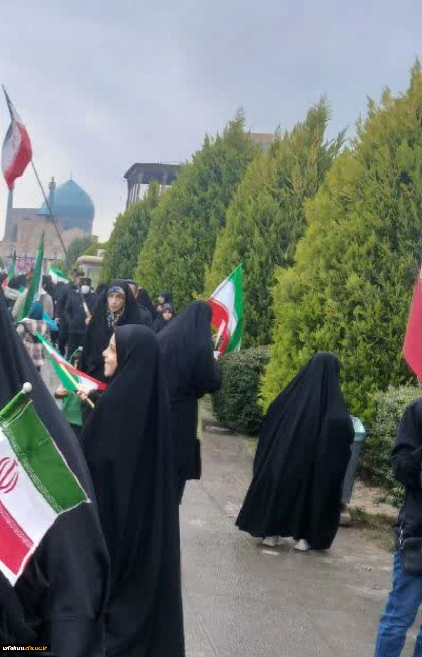 گزارش تصویری از حضور خانواده دانشگاه فرهنگیان استان اصفهان در مراسم روز جهانی قدس ۱۴۰۴ 23