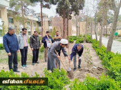 کاشت نهال در دانشکده  علوم انسانی شهید باهنر به یاد رهبر شهید و شهدای دانشجومعلم 6