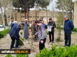 کاشت نهال در دانشکده  علوم انسانی شهید باهنر به یاد رهبر شهید و شهدای دانشجومعلم 8