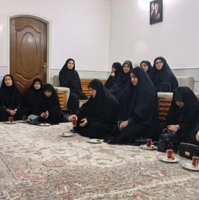 کلاس معرفت و ایستادگی در منزل شهیدِ رمضان  4