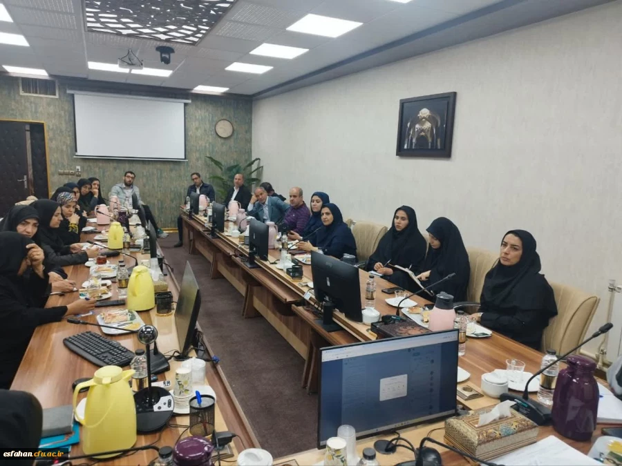 برگزاری جلسه شورای آموزش استان اصفهان در دانشگاه فرهنگیان 4