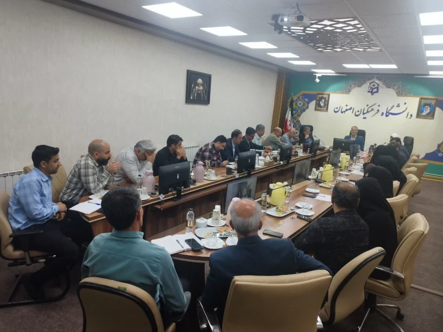 برنامه های گرامیداشت دهه سرآمدی آموزش  6