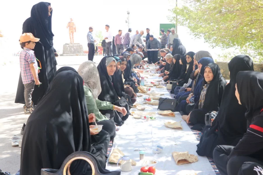 قدردانی از مقام معلم در ویژه برنامه چهارروزه دانشگاه فرهنگیان اصفهان 11