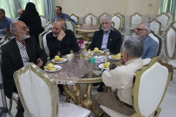 قدردانی از مقام معلم در ویژه برنامه چهارروزه دانشگاه فرهنگیان اصفهان 17