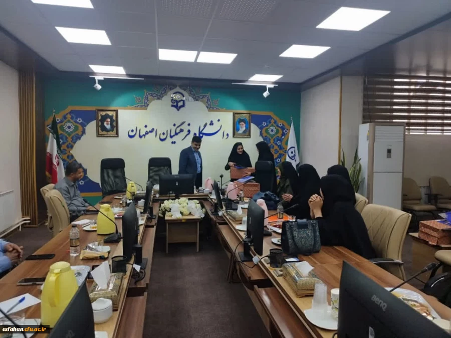 برگزاری جلسه شورای اداری استان 9