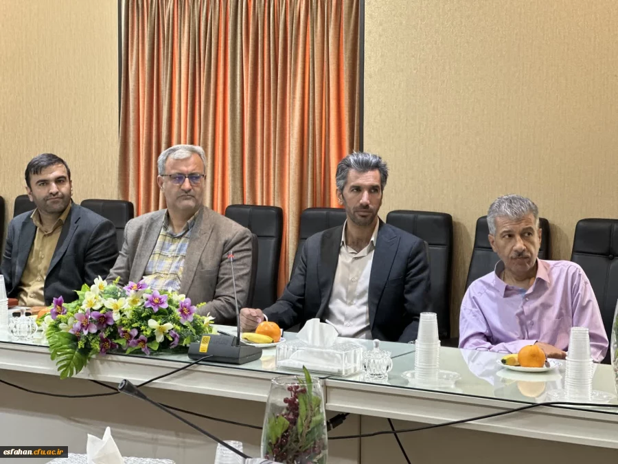 برگزاری مراسم گرامیداشت روز ارتباطات و روابط عمومی در دانشگاه فرهنگیان اصفهان 5