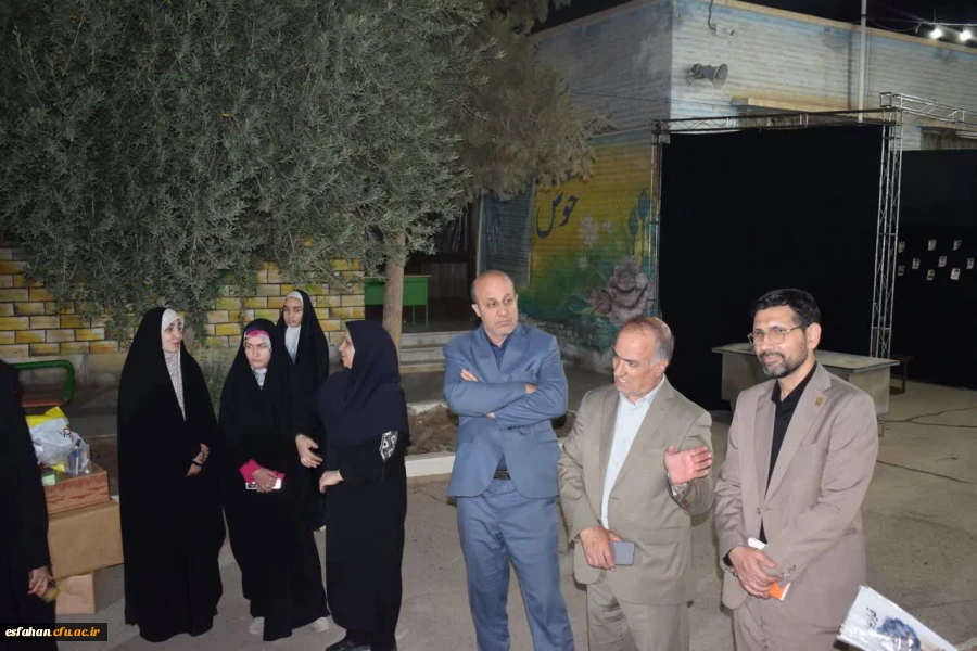 احداث «باغ قرآن و فرهنگ» در قمصر کاشان  با حضور معاون فرهنگی و تربیتی دانشگاه فرهنگیان کشور، سرپرست دانشگاه فرهنگیان اصفهان و مسئول نمایندگی مقام معظم رهبری در دانشگاه و معاونت فرهنگی استان 5