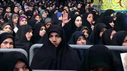 بیانات رهبر معظم انقلاب حضرت آیت الله خامنه ای به مناسبت گرامیداشت روز معلّم 27